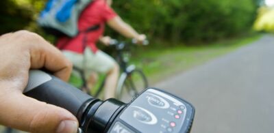E-Bike Kontrollzentrum bei Fahrt durch den Pfälzerwald